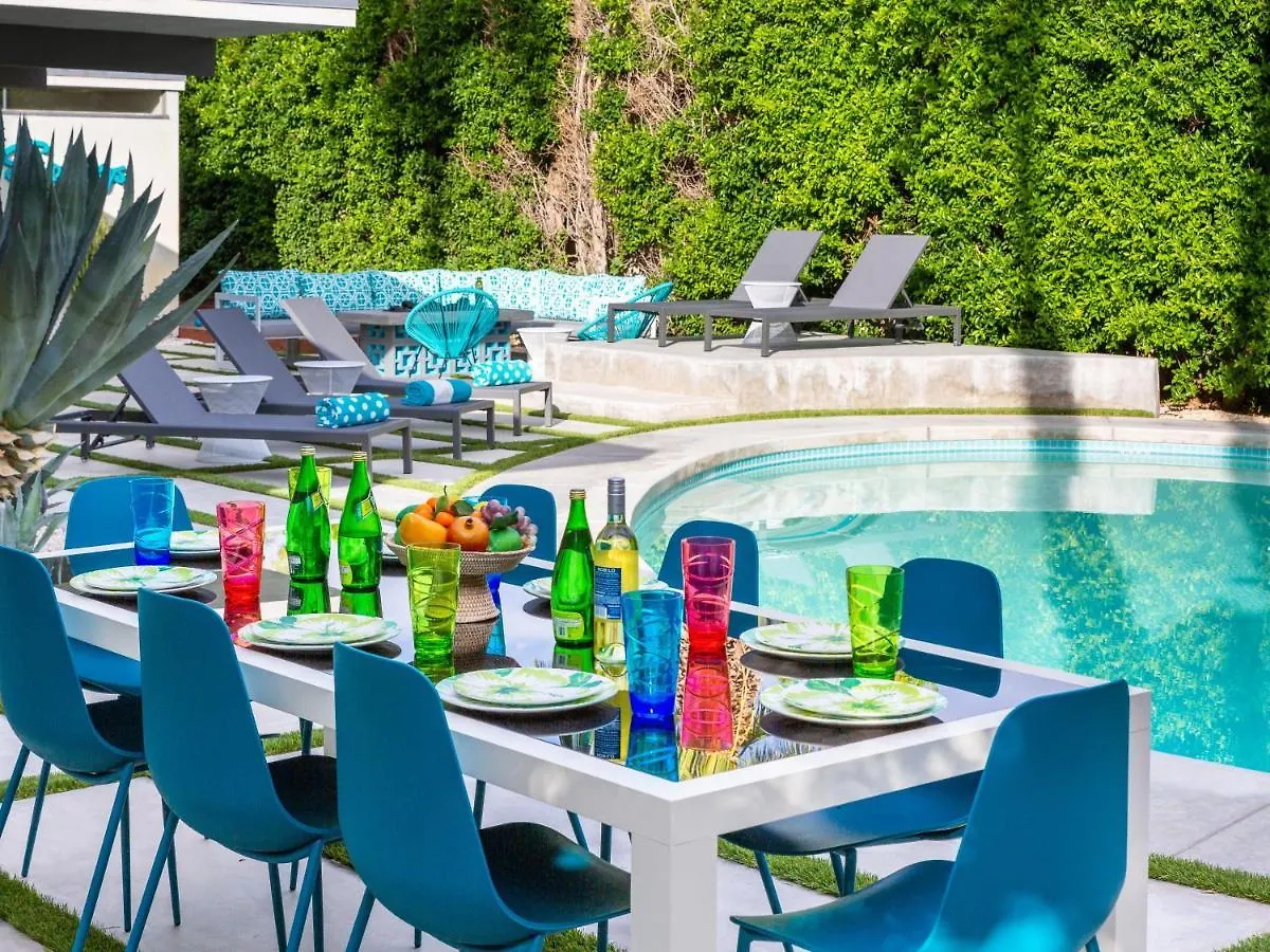 Marcia! Marcia! Marcia! By Acme House Company Villa Palm Springs