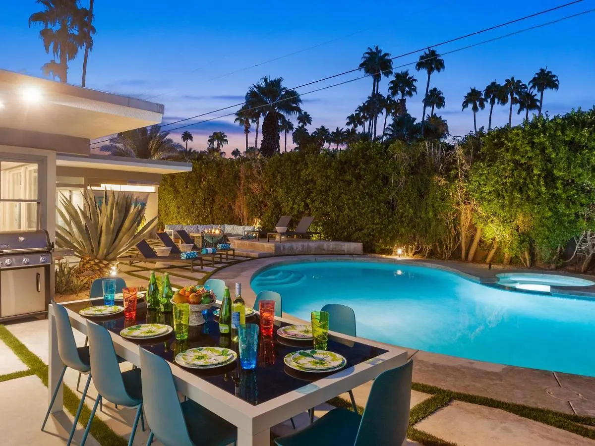 Marcia! Marcia! Marcia! By Acme House Company Villa Palm Springs